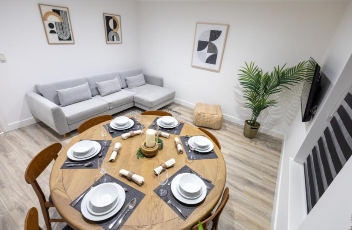 Stylist 2bd Flat *